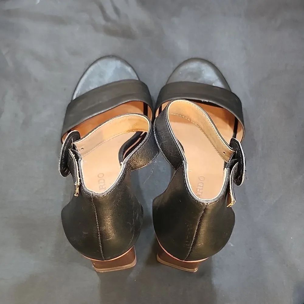 BE1RNARDO LEATHER OPEN-TOE LOW BLOCK-HEEL SANDAL G1 - Picture 7 of 16